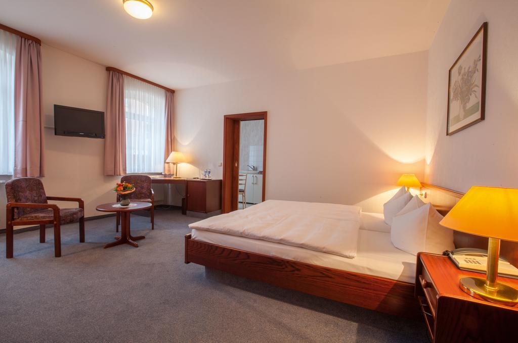 Hotel Arcus Elsterwerda ภายนอก รูปภาพ