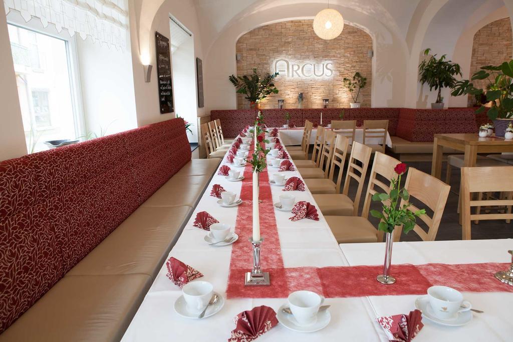 Hotel Arcus Elsterwerda ภายนอก รูปภาพ